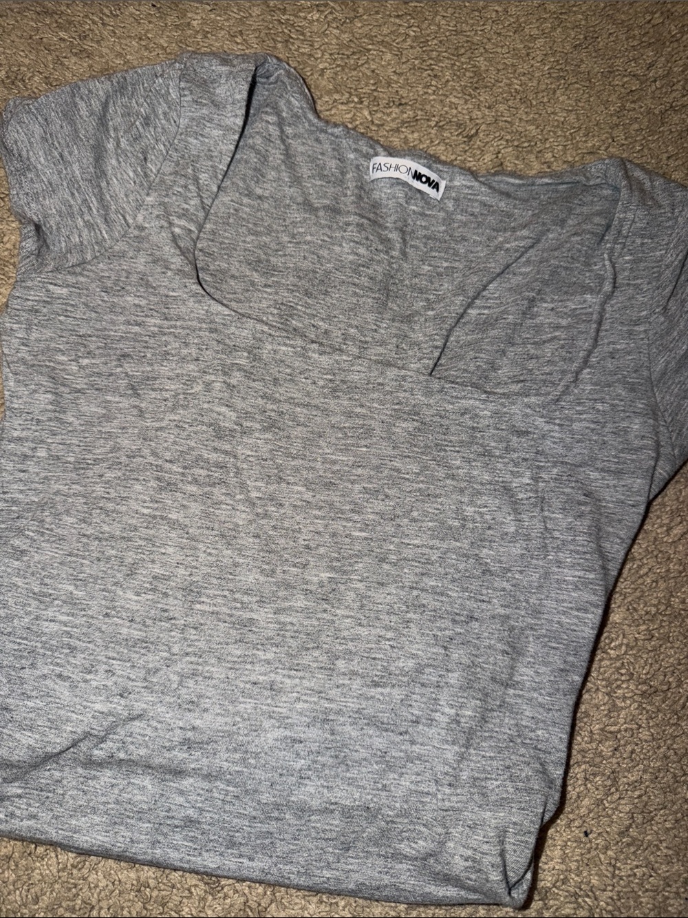 Fashion Nova Gray Scoop Neck Short Sleeve Tee